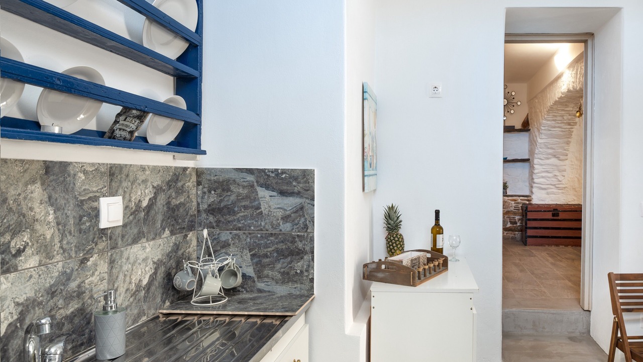 Photo of Kitchen in Kithnos