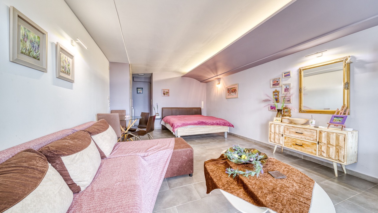 Photo of Livingroom in Kamena Vourla
