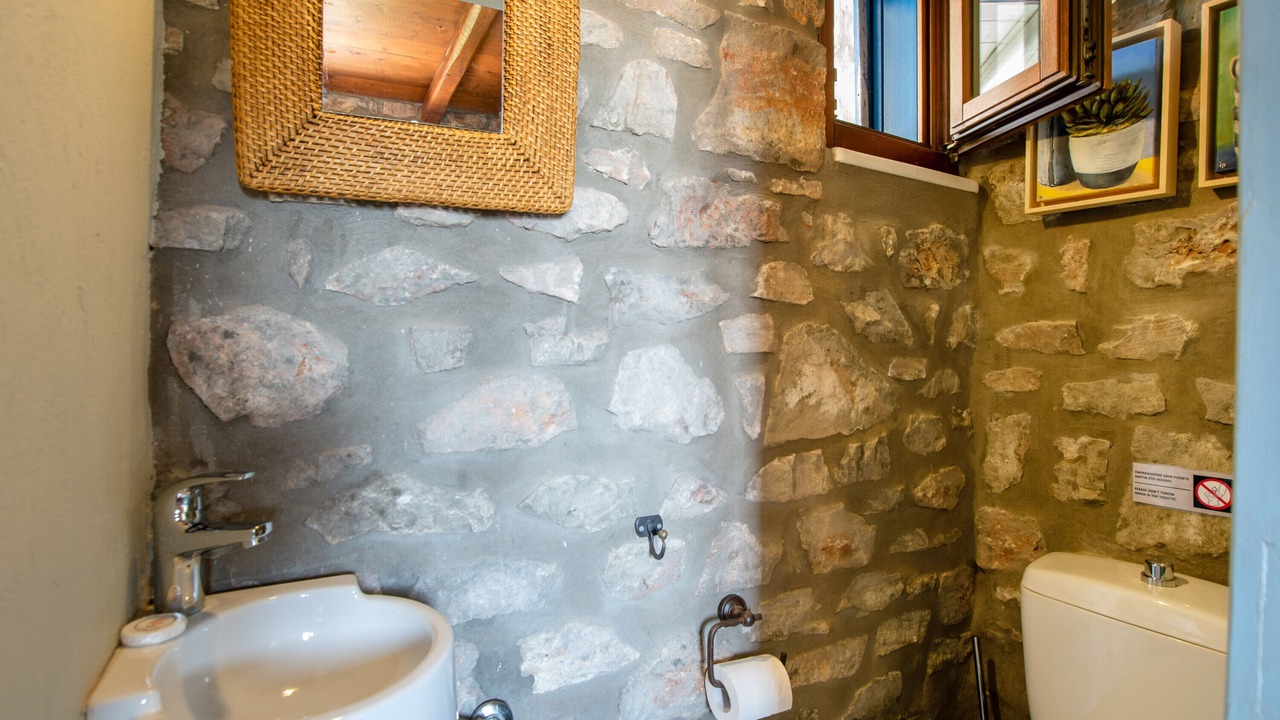 Photo of Bathroom in Krotiri