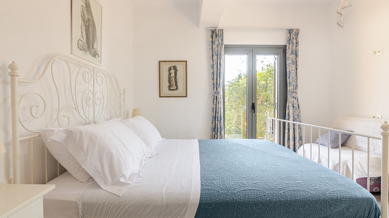Photo of Bedroom in Kounelion
