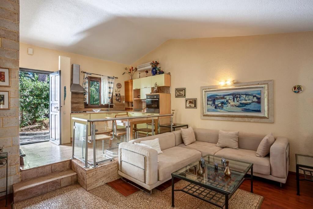 Photo of Livingroom in Sane
