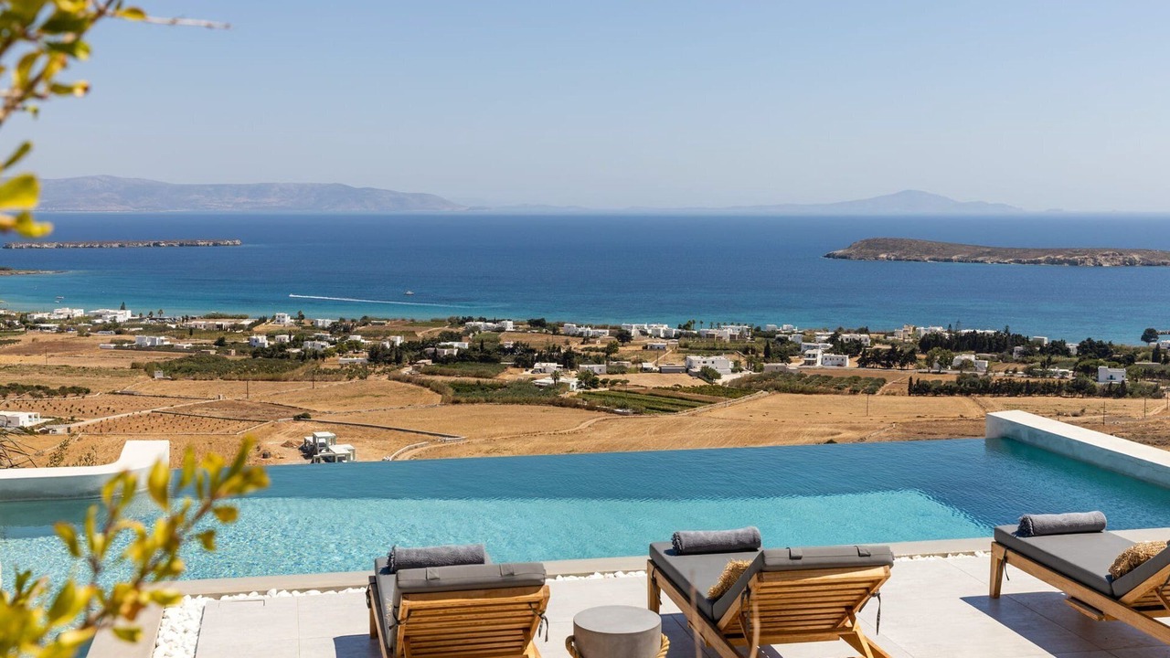 Photo of Others in Paros