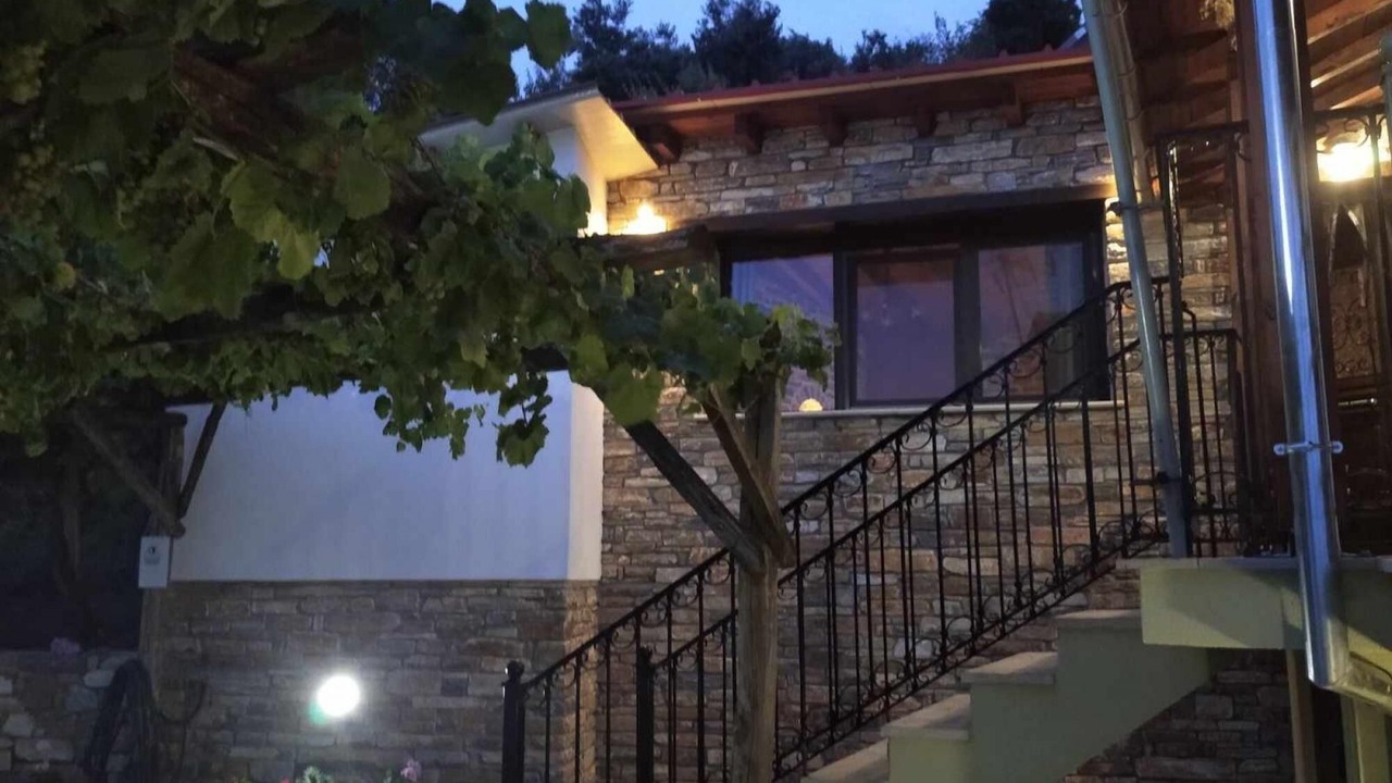 Photo of Outdoor in Ovrios