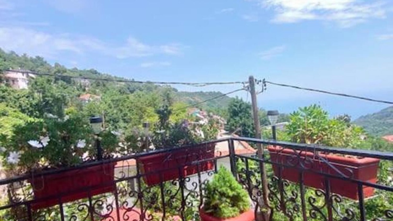 Photo of Outdoor in Makrirrakhi