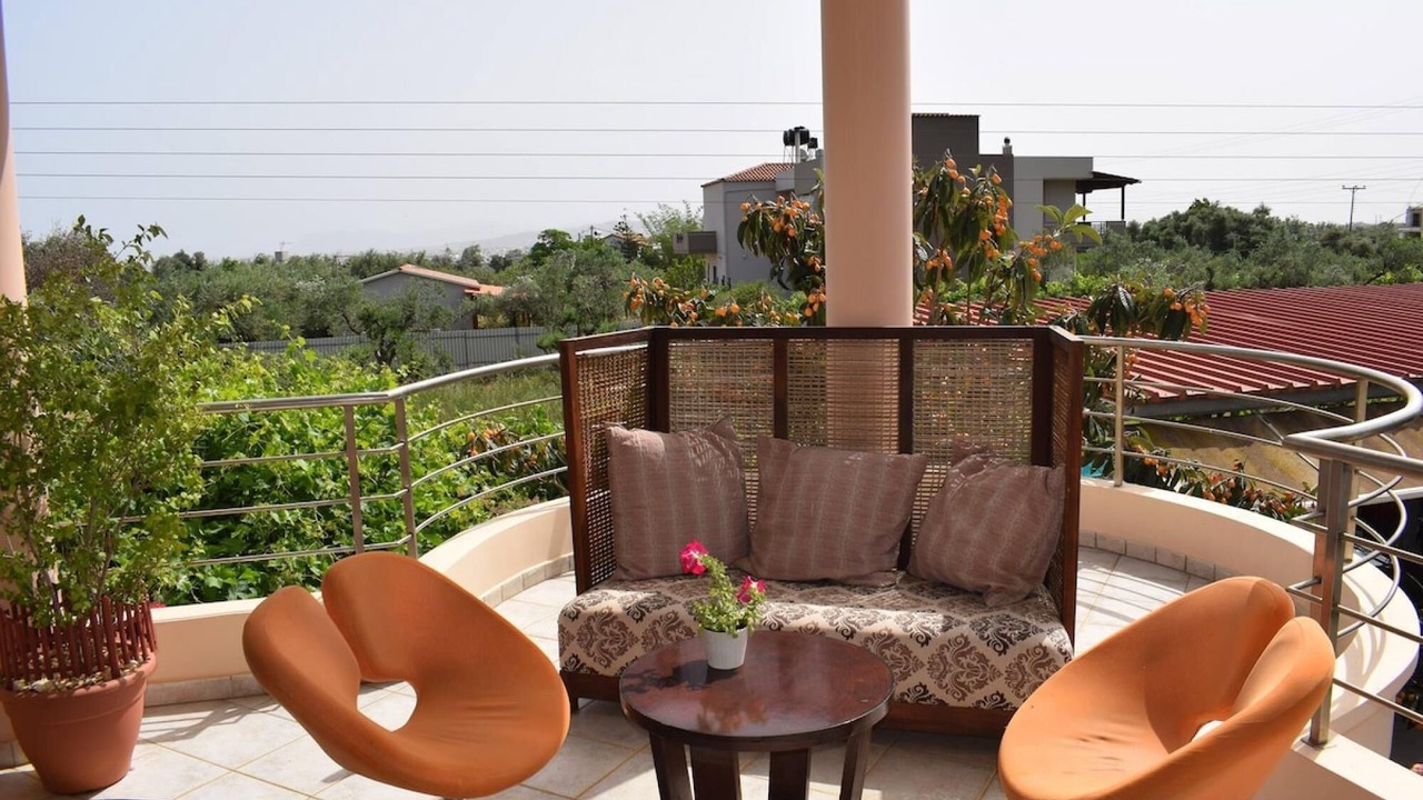 Photo of Outdoor in Perivolia