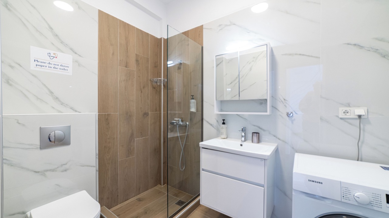 Photo of Bathroom in Paralia Ofryniou