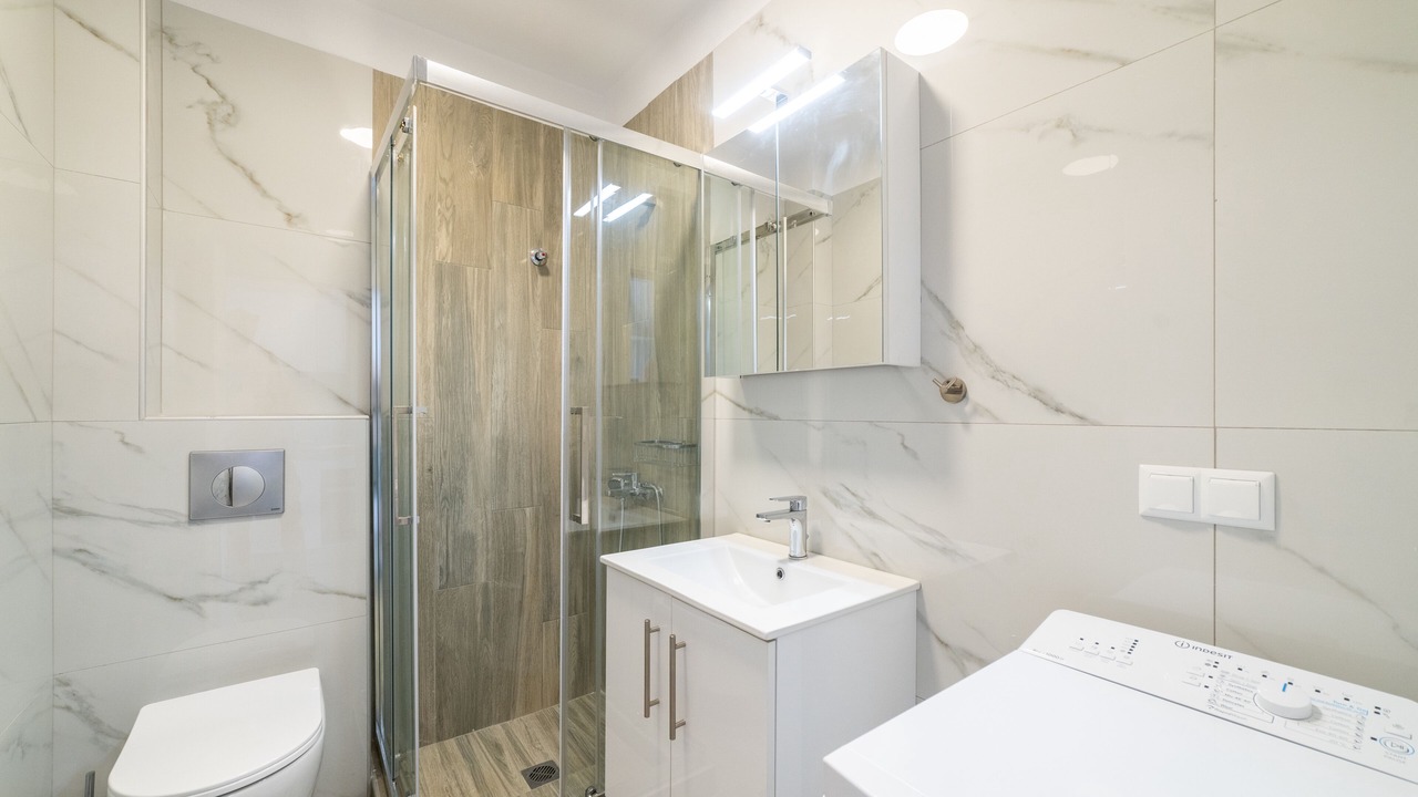 Photo of Bathroom in Paralia Ofryniou