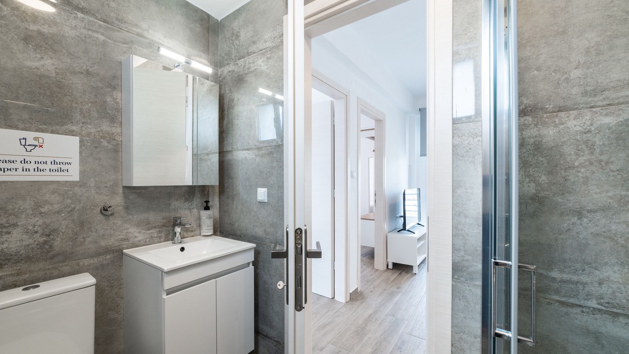 Photo of Bathroom in Ofrinion