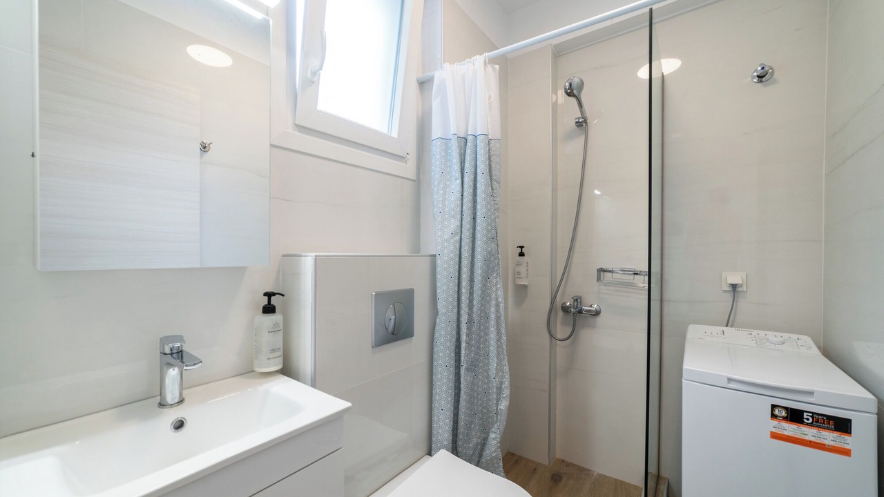 Photo of Bathroom in Paralia Ofryniou