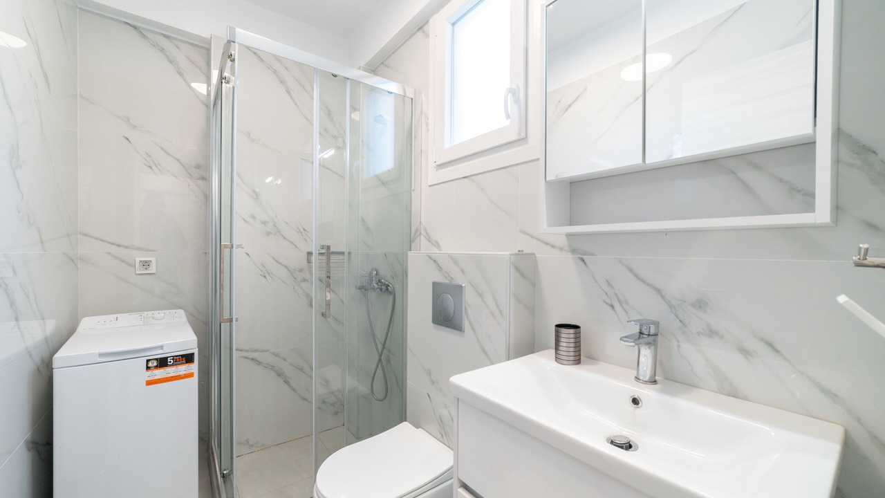 Photo of Bathroom in Paralia Ofryniou