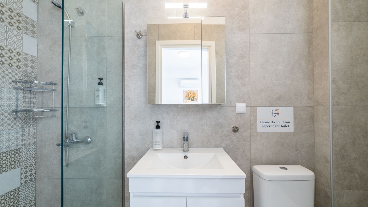 Photo of Bathroom in Ofrinion