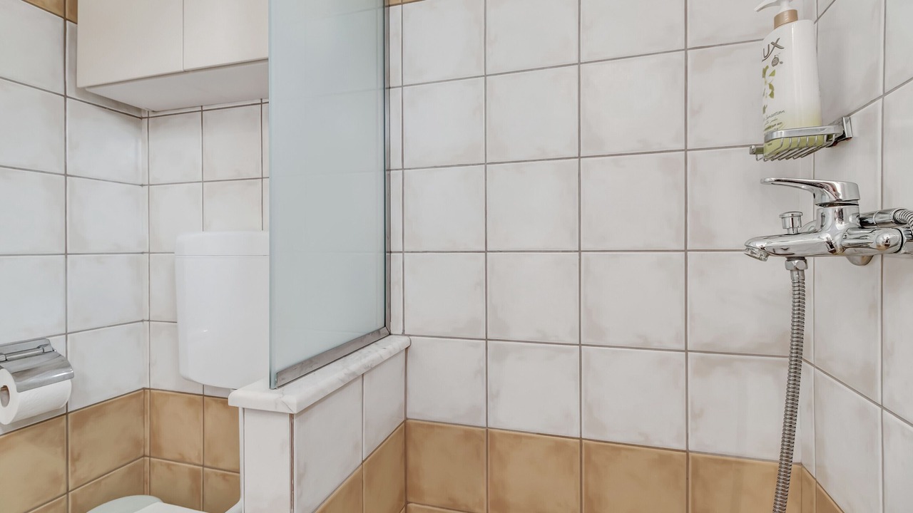 Photo of Bathroom in Katokhorion