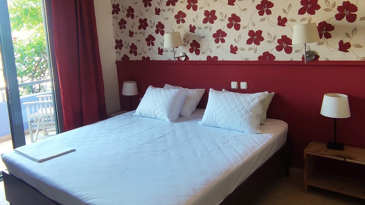 Photo of Bedroom in Kamena Vourla