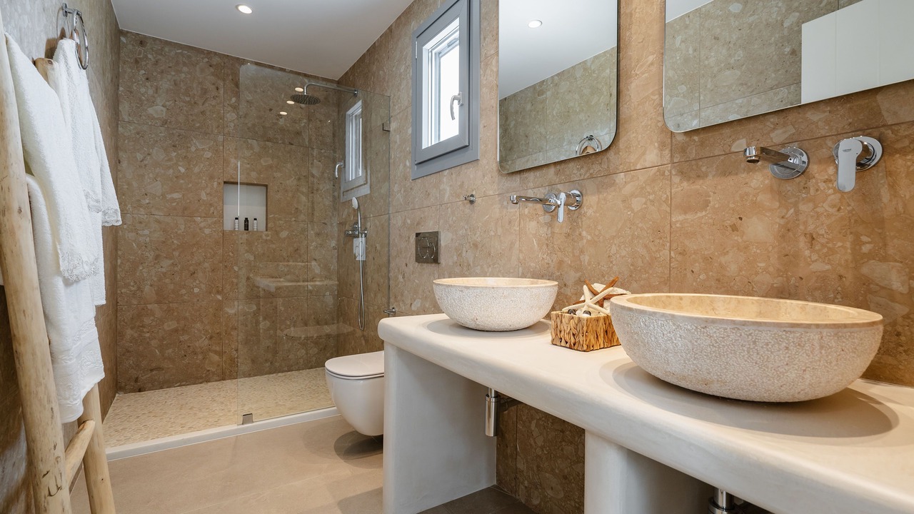 Photo of Bathroom in Agia Anna