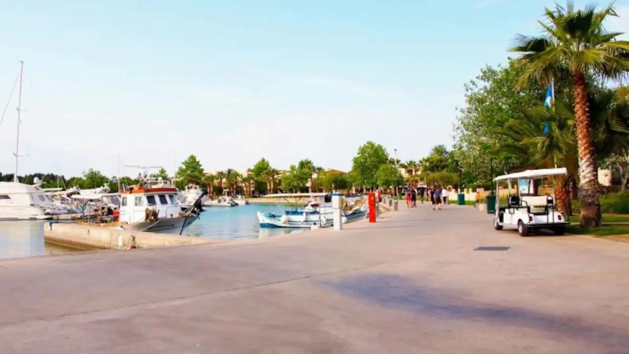 Photo of Outdoor in Sane