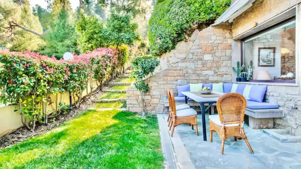Photo of Outdoor in Sane