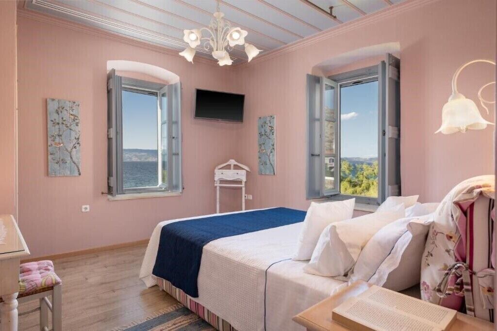 Photo of Bedroom in Hydra