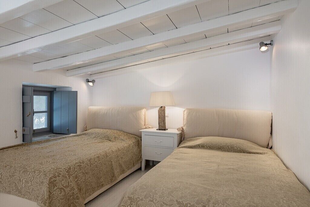 Photo of Bedroom in Hydra