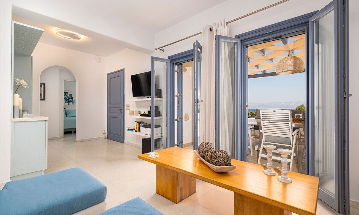 Photo of Livingroom in Ampelas