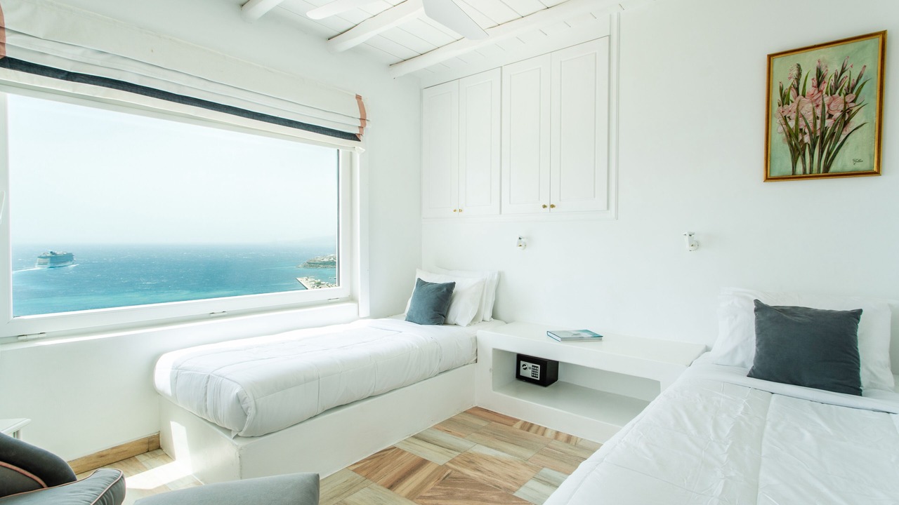 Photo of Bedroom in Tourlos