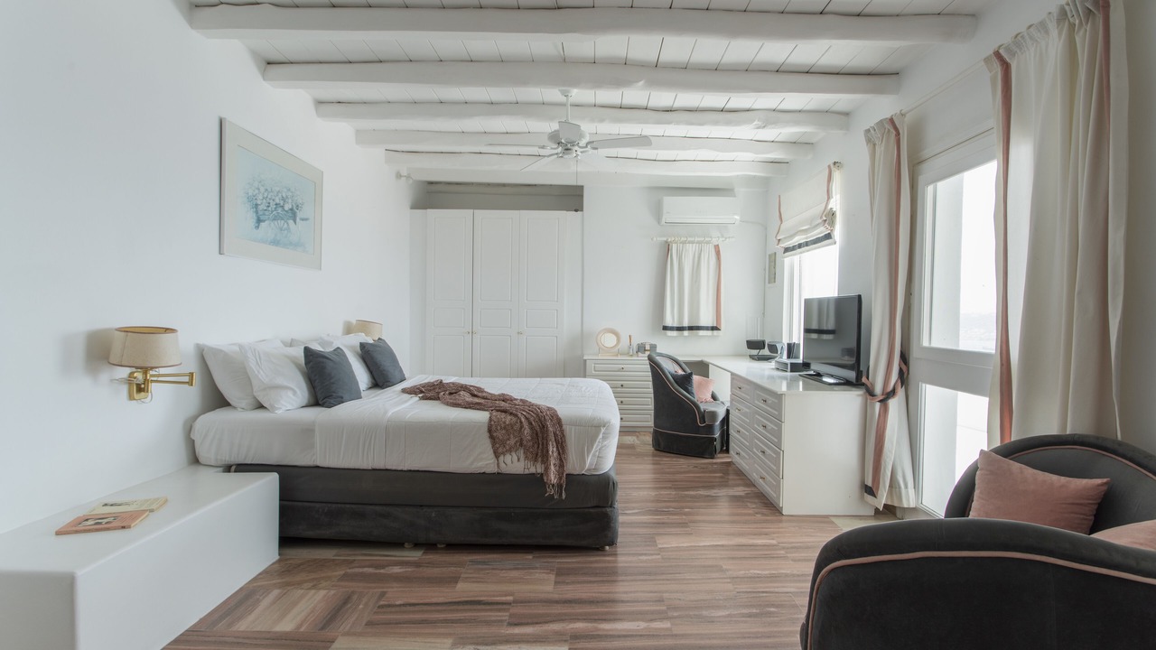 Photo of Bedroom in Tourlos