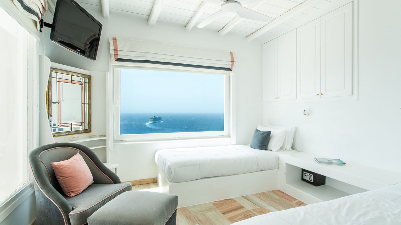 Photo of Bedroom in Tourlos