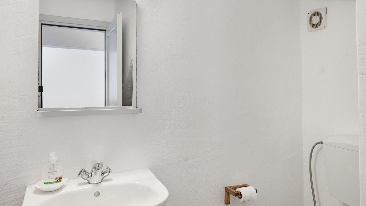 Photo of Bathroom in Ioulida