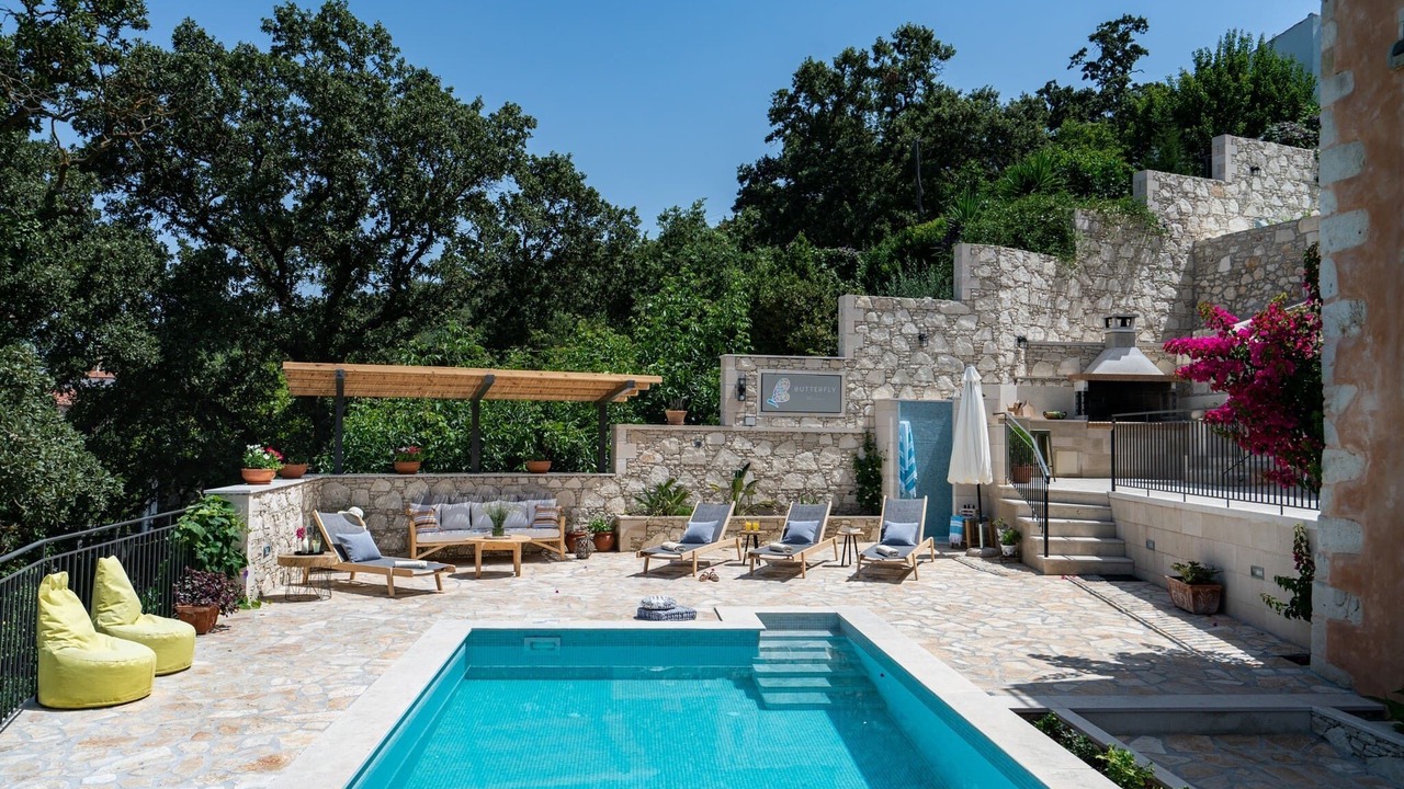 Photo of Outdoor in Armenoi