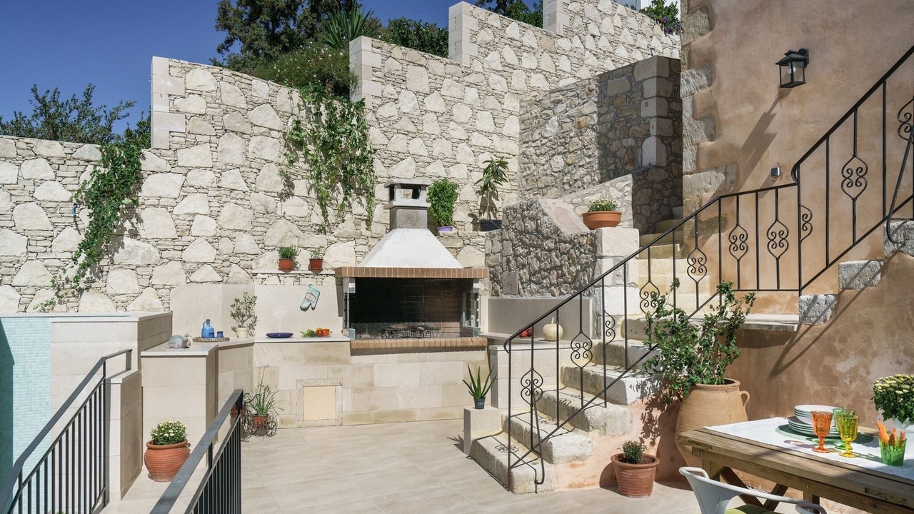Photo of Outdoor in Armenoi