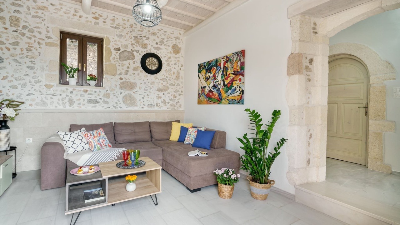 Photo of Livingroom in Armenoi