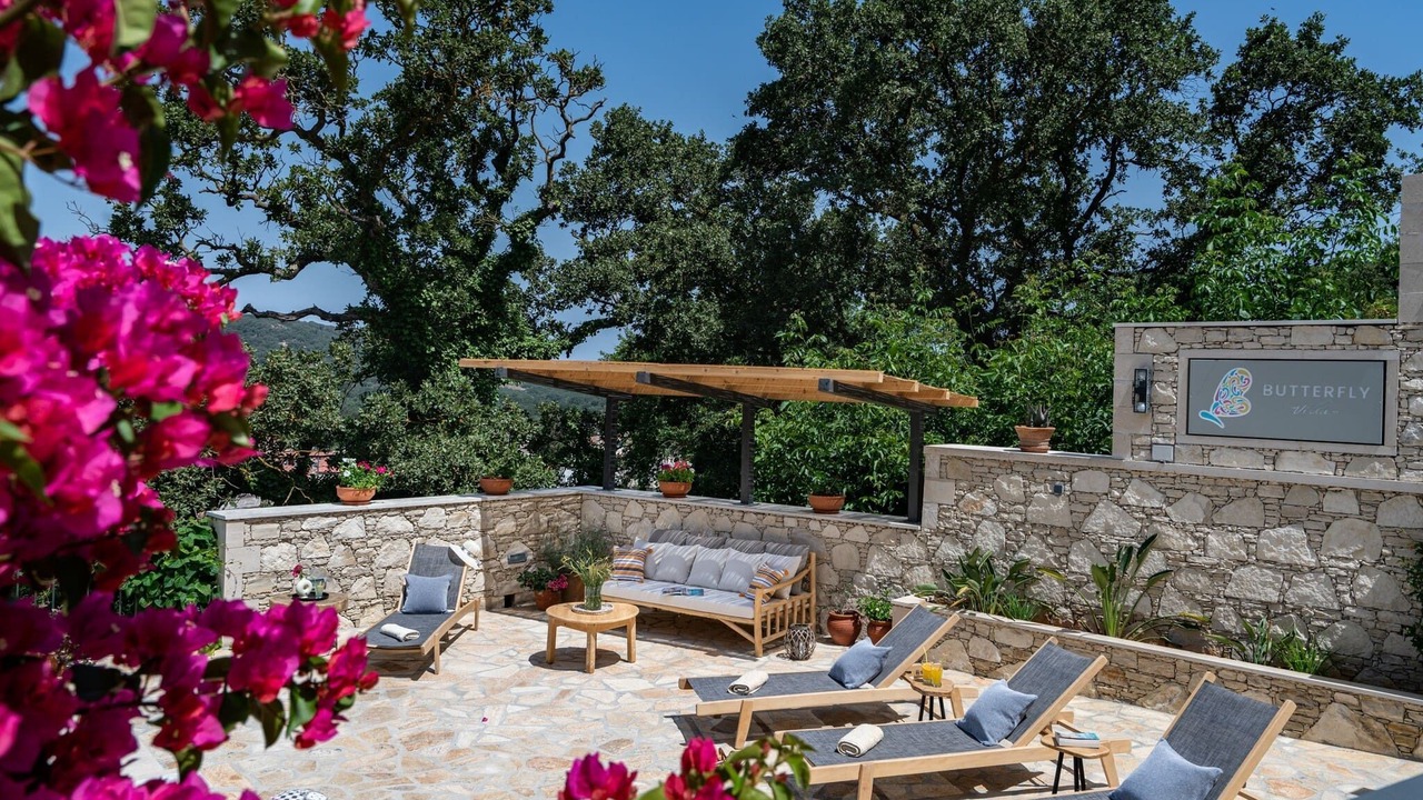 Photo of Outdoor in Armenoi
