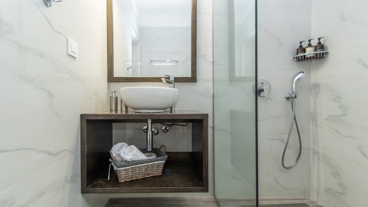 Photo of Bathroom in Alonia