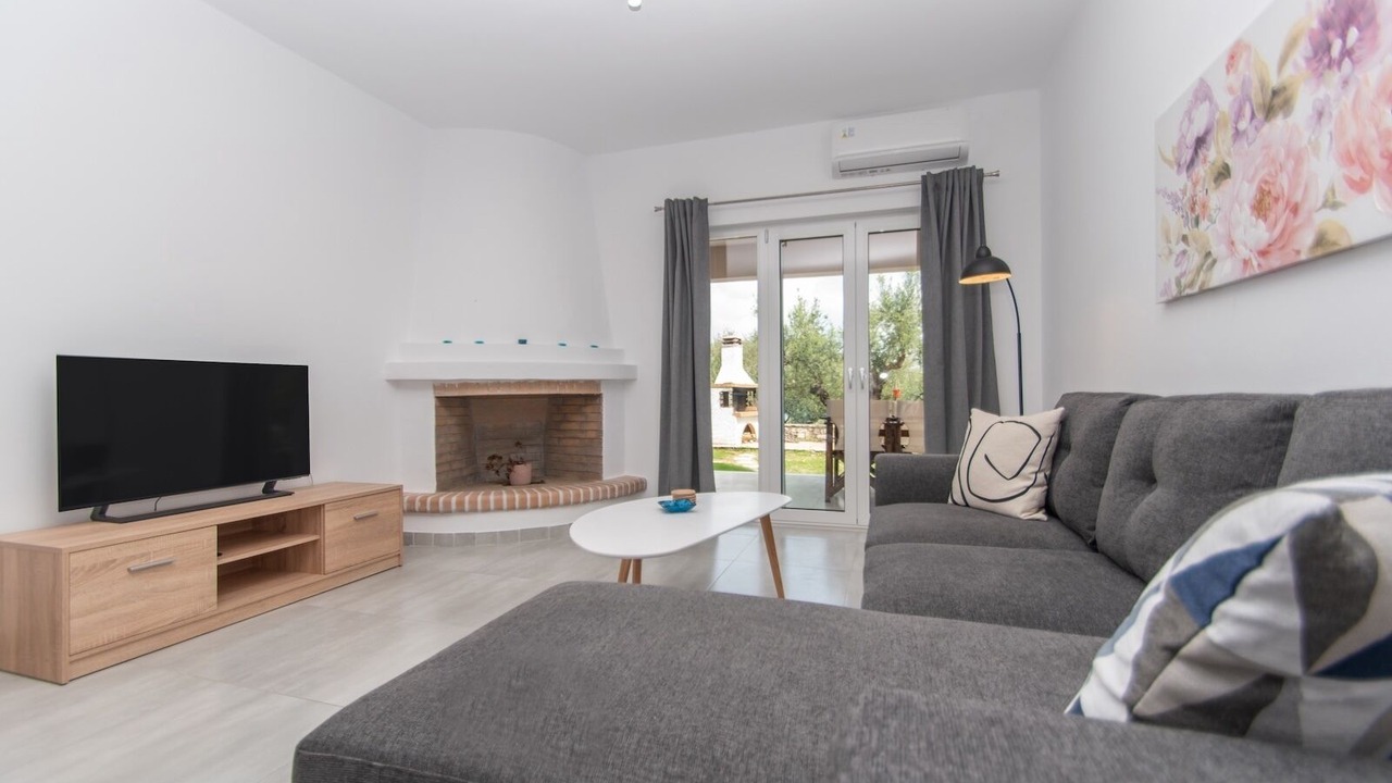Photo of Livingroom in Alonia