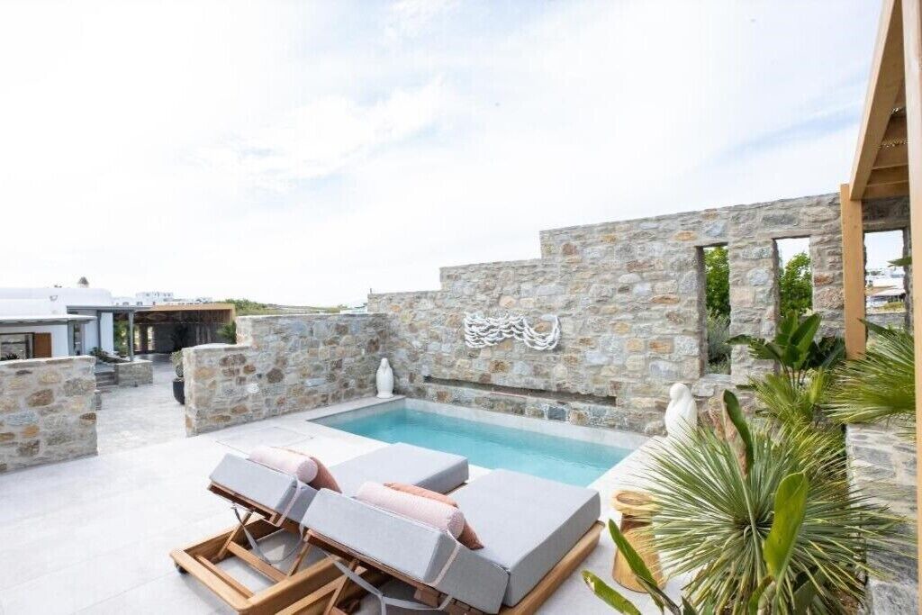 Photo of Outdoor in Glastros