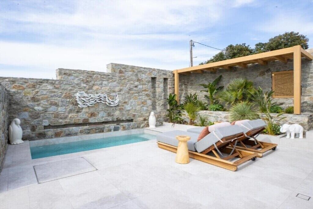 Photo of Outdoor in Glastros