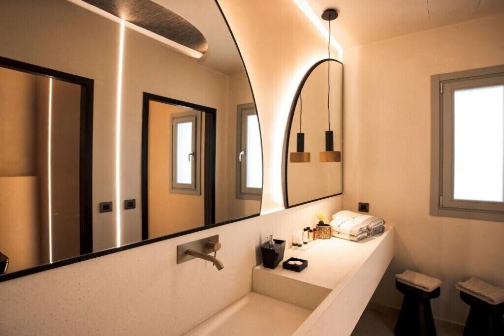 Photo of Bathroom in Glastros