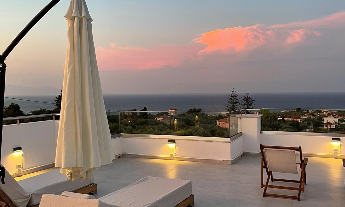 Photo of Patio Balcony in Alonia