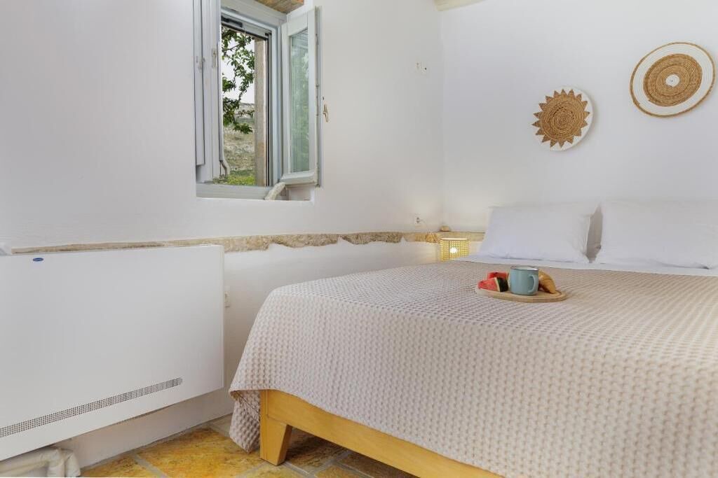 Photo of Bedroom in Aperathos