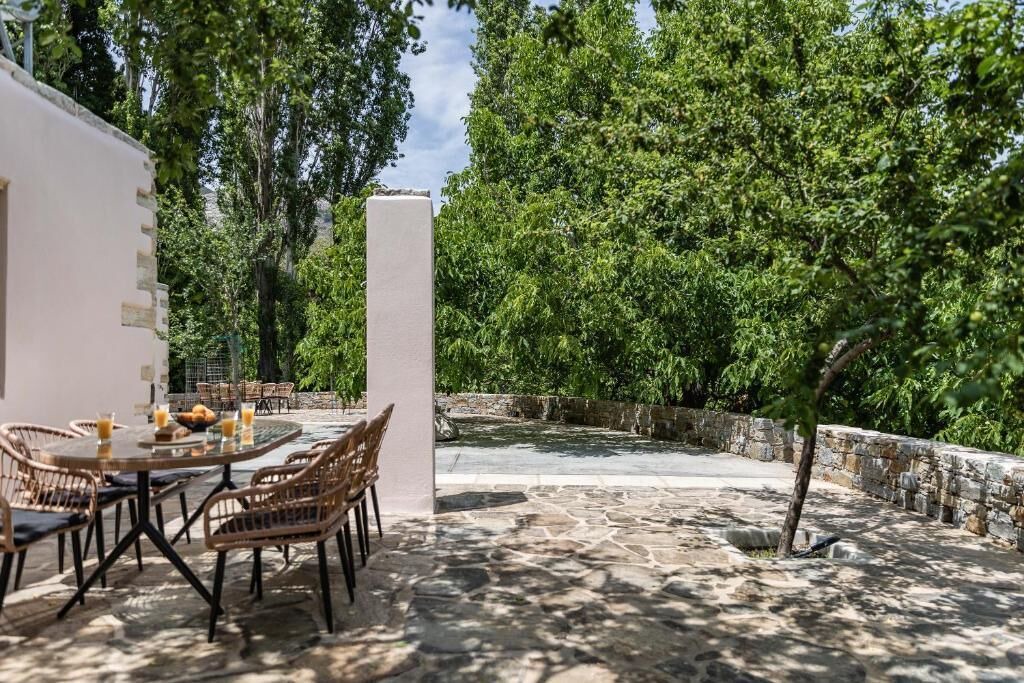 Photo of Outdoor in Aperathos