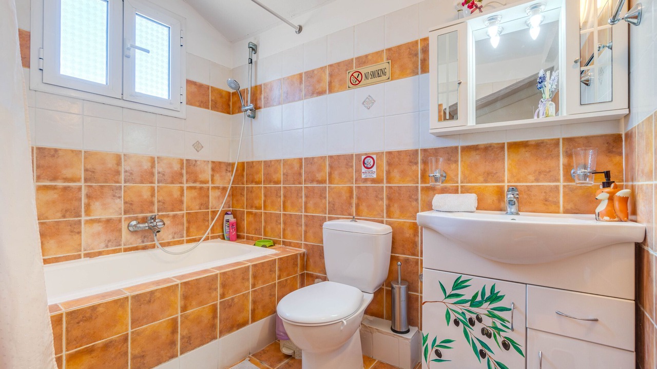 Photo of Bathroom in Old Town