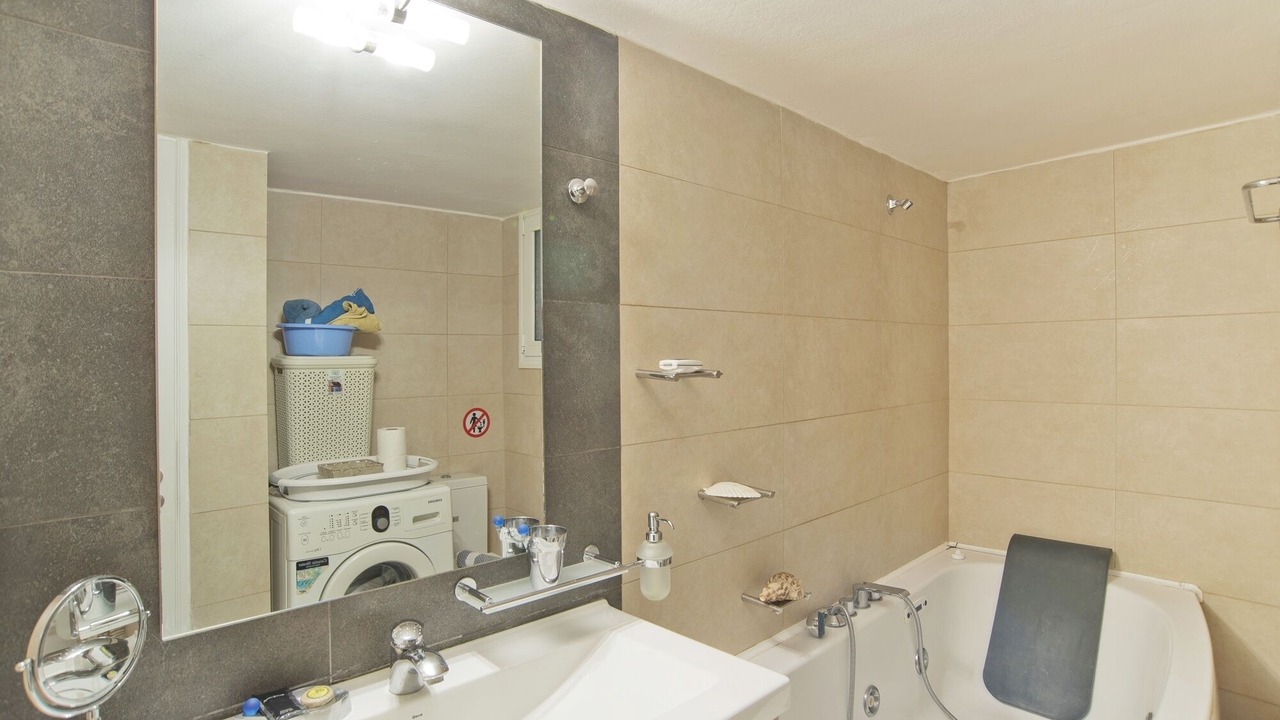 Photo of Bathroom in Moschato-Tavros