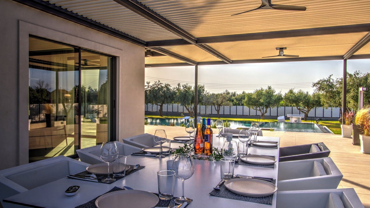 Photo of Outdoor in Almiros Beach