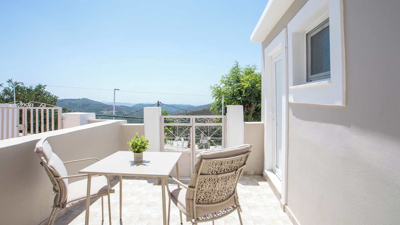 Photo of Patio Balcony in Agios Isidoros
