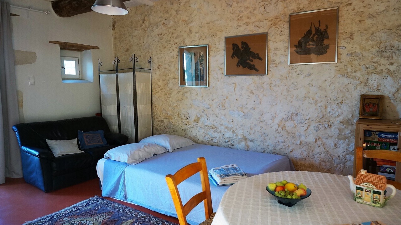 Photo of Bedroom in Makhairoi