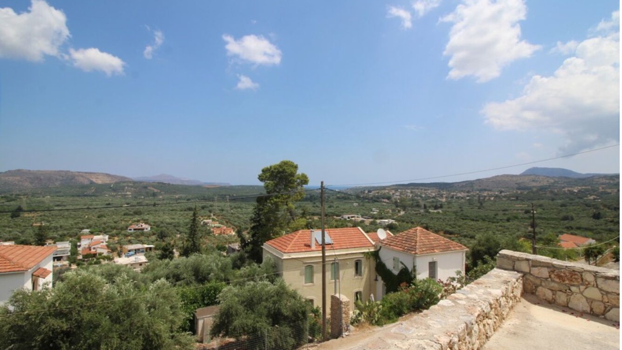 Photo of Outdoor in Makhairoi
