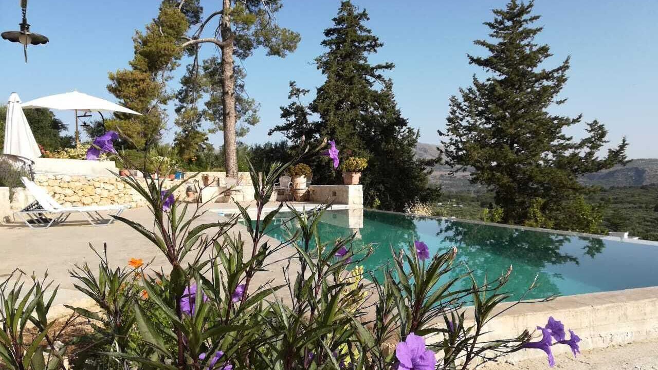 Photo of Outdoor in Makhairoi