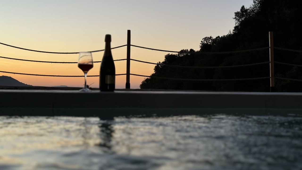 Photo of Outdoor in Monopari