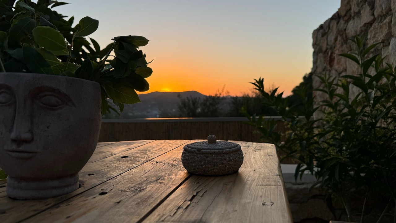 Photo of Outdoor in Monopari