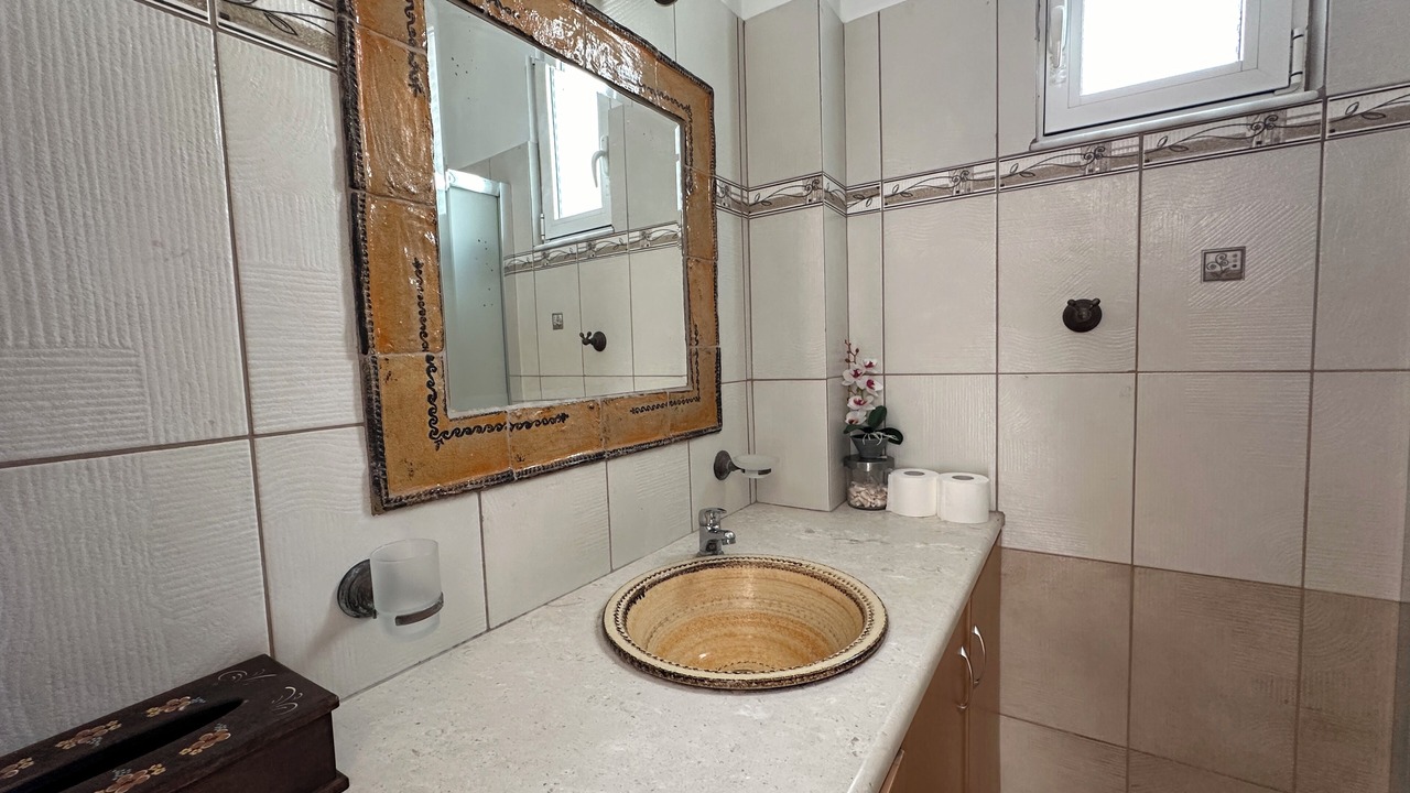 Photo of Bathroom in Gennadi