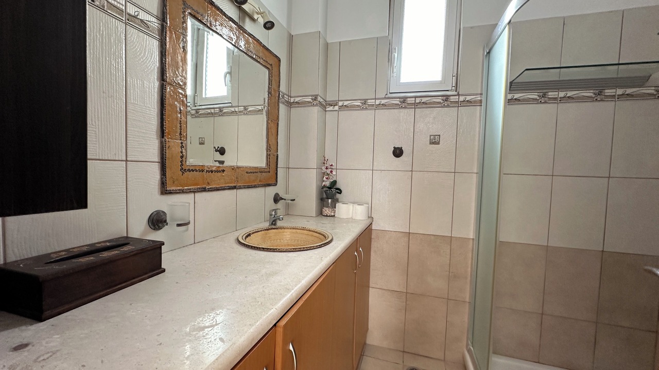 Photo of Bathroom in Gennadi